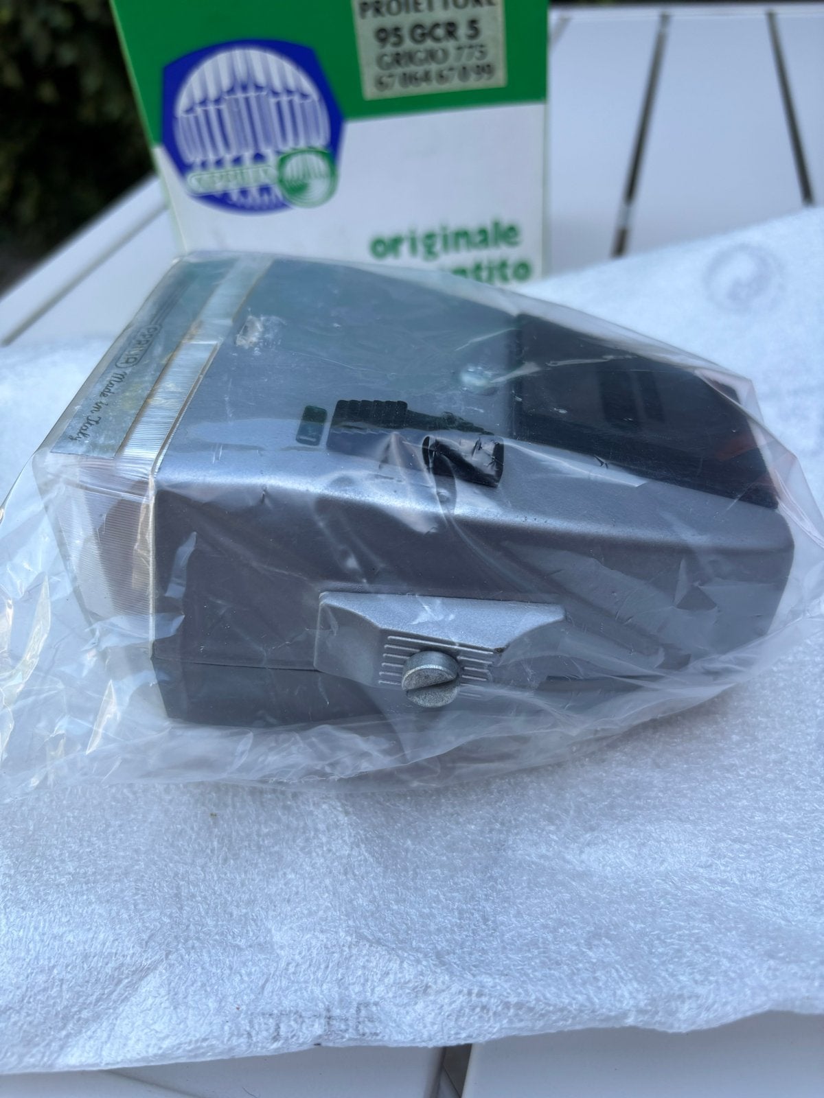 Nieuwe originele Aprilia koplamp Vespa Ciao, Ophalen of Verzenden, Nieuw, Koplamp, Overige merken