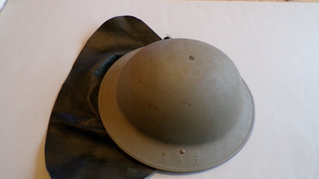 Nederlandse BB / Brandweerhelm model Mk 2 (Ex Brit 1940), Verzenden, Overige soorten, Nederland, Helm of Baret