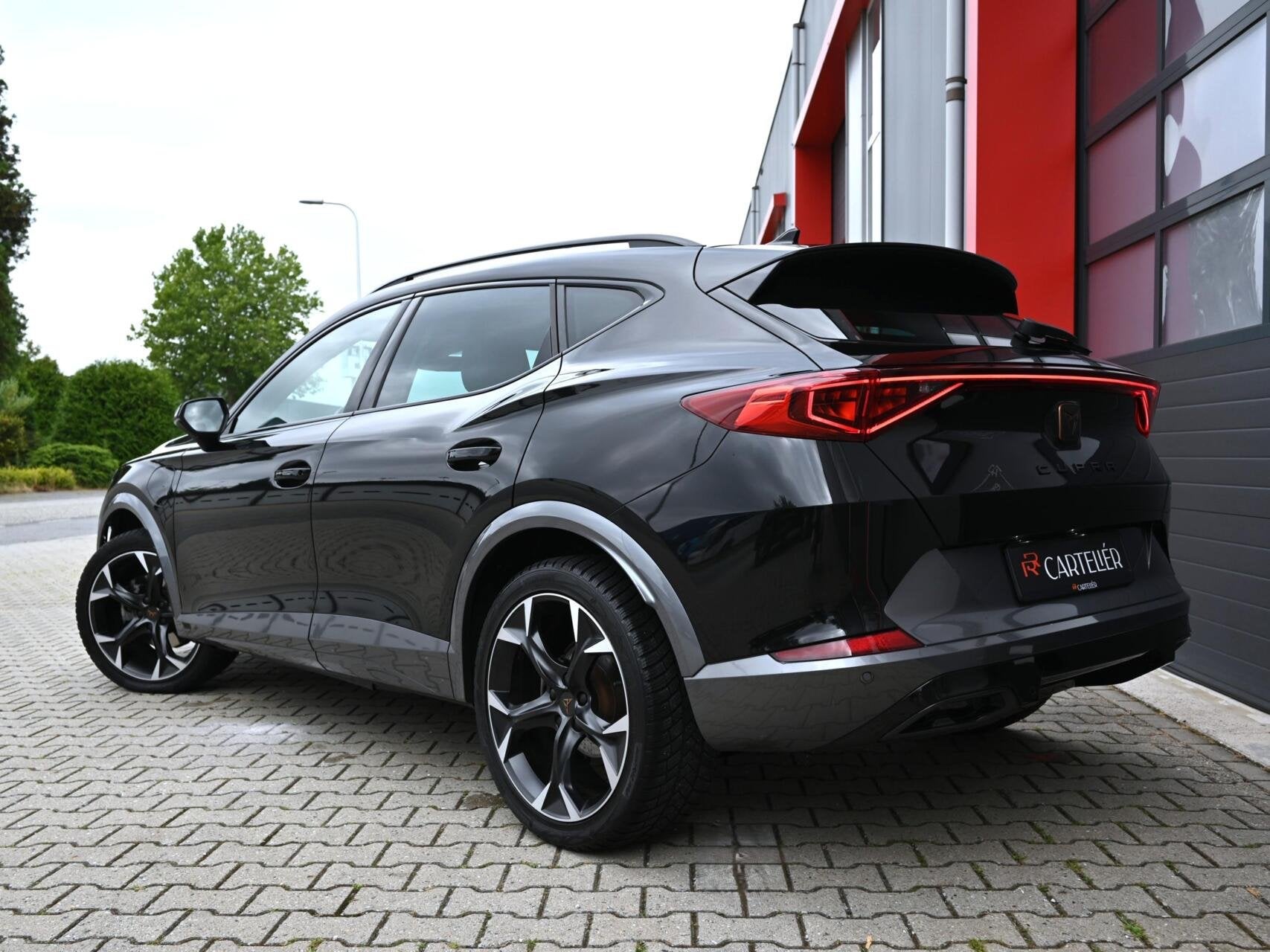 CUPRA Formentor 1.4 e-Hybrid | Keyless | Carplay | Ambient |, Auto's, Cupra, Metallic lak, Gebruikt, 4 cilinders, Leder en Stof