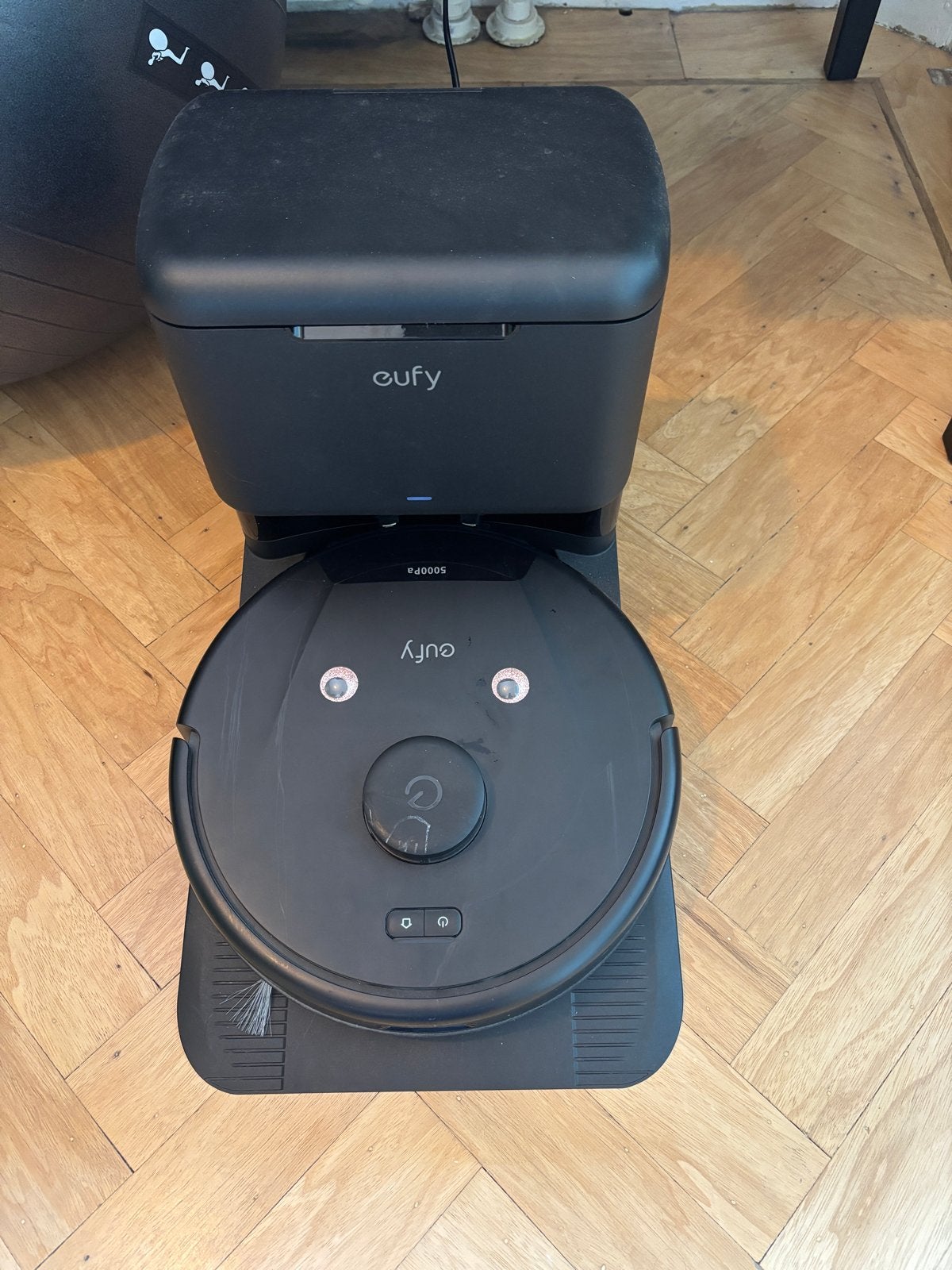 Eufy L60 SES Robotstofzuiger met zelfreinigend station, Overige merken, Ophalen of Verzenden, Zo goed als nieuw, Inclusief accessoires