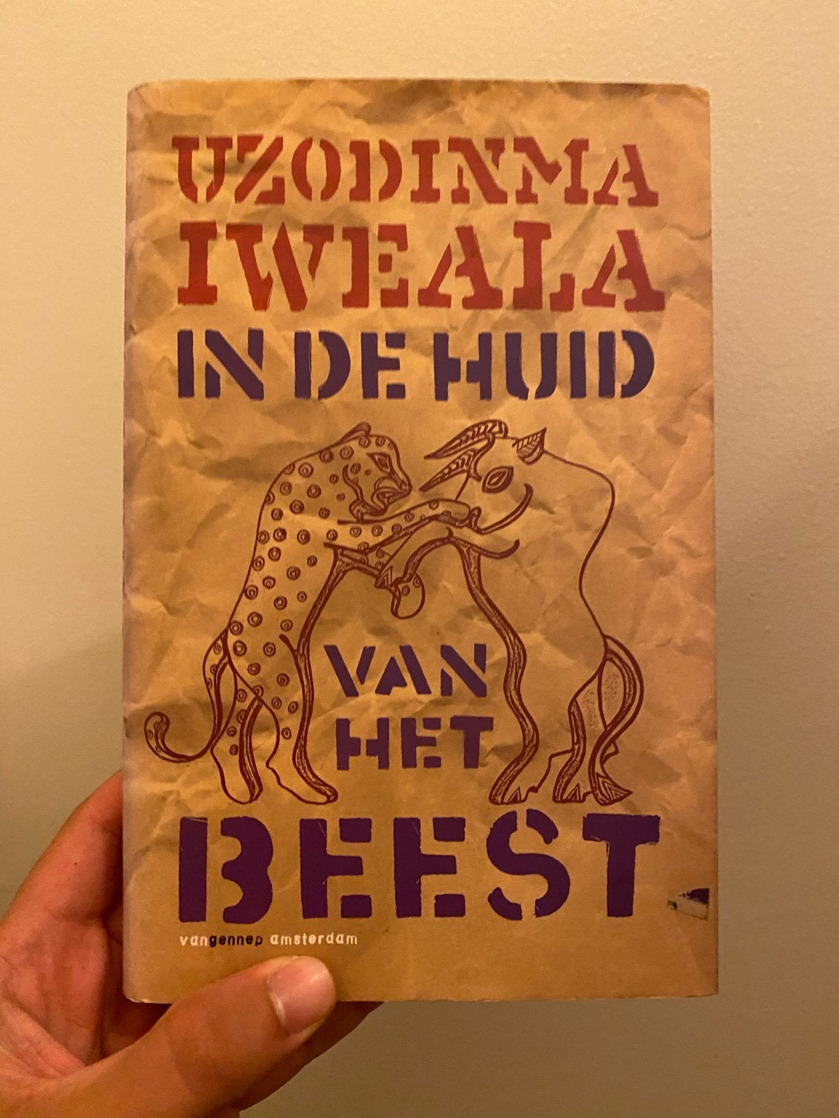 In de Huid van het Beest - Uzoamaka Iweala, Ophalen of Verzenden, Gelezen, Nederland