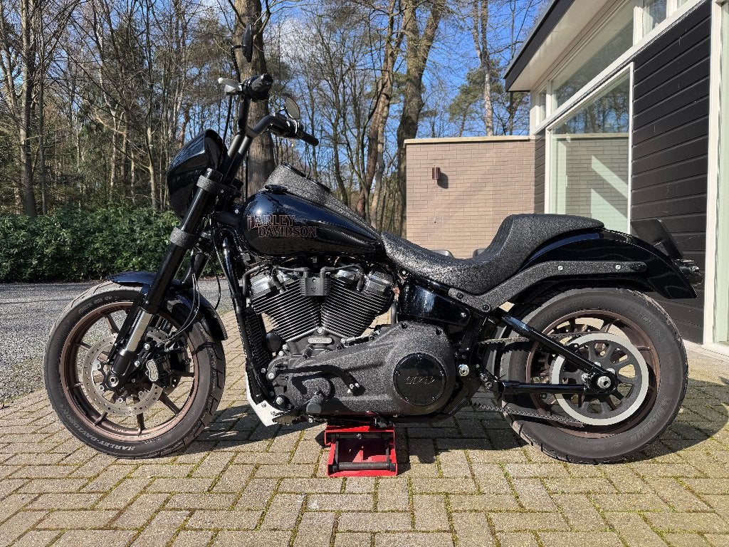 HARLEY DAVIDSON SOFTAIL LOWRIDER S 114, 2 cilinders, Occasion, Chopper, Particulier