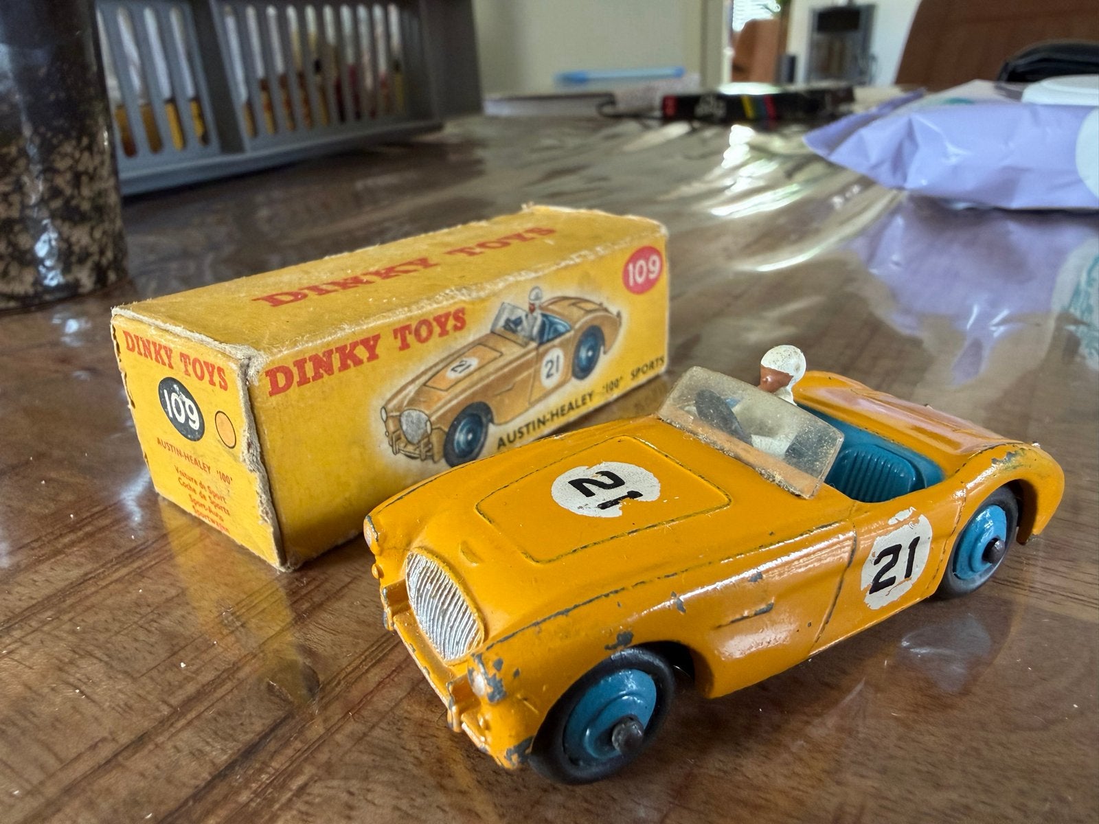 Dinky Toys Austin Healey 109 Sports met originele doos, D, Gebruikt, Auto, Dinky Toys