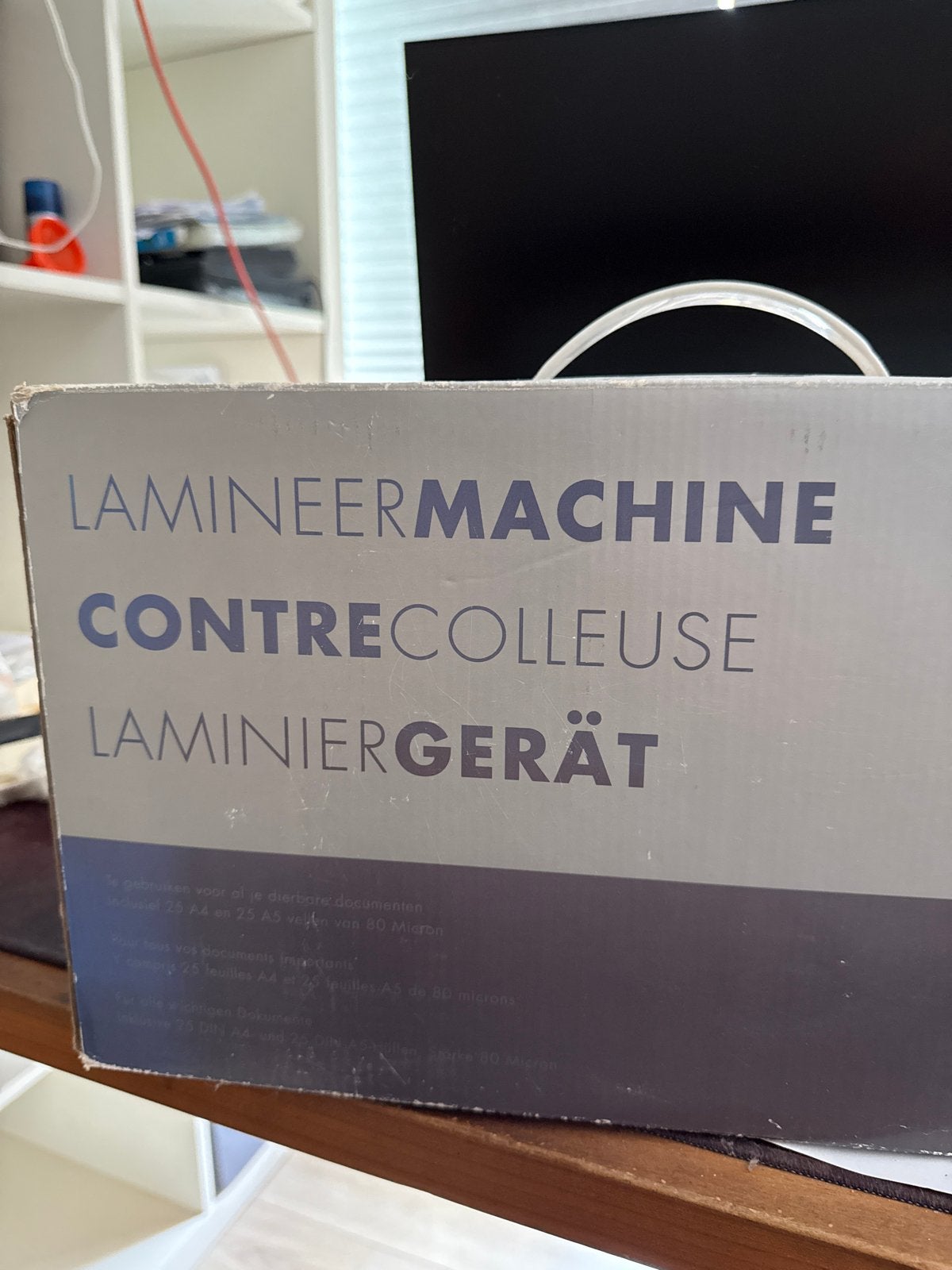 Hema lamineermachine met lamineerhoezen, Ophalen, Gebruikt
