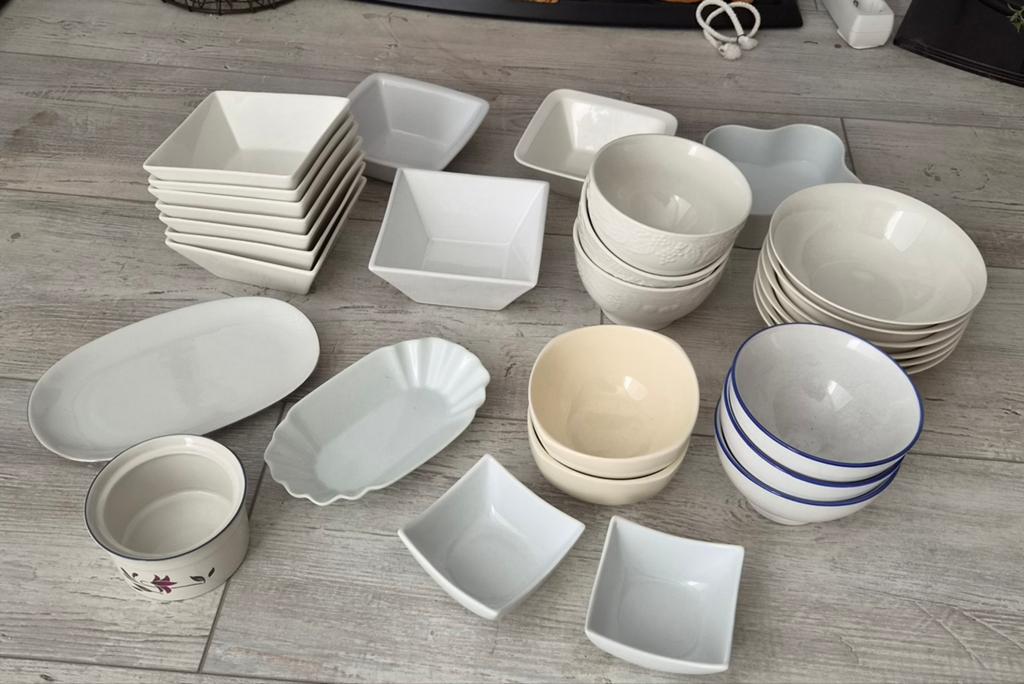 30 schaaltjes, Huis en Inrichting, Keuken | Servies, Ophalen, Overige stijlen, Schaal of Schalen