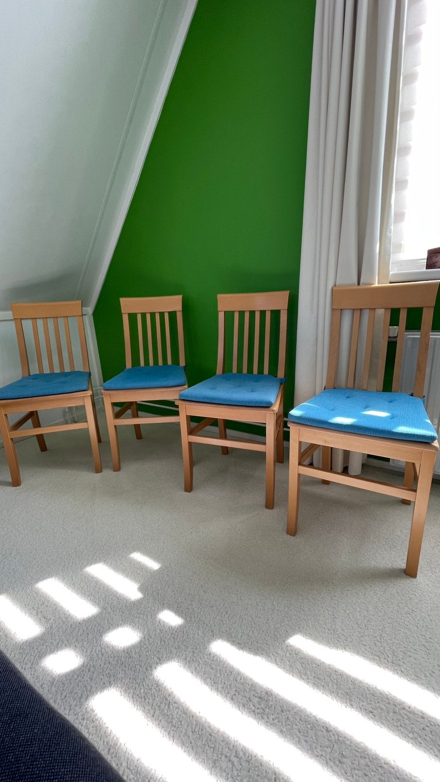 STOELEN, ZEER STEVIGE EETKAMER STOELEN, Ophalen, Zo goed als nieuw, Hout, Vier
