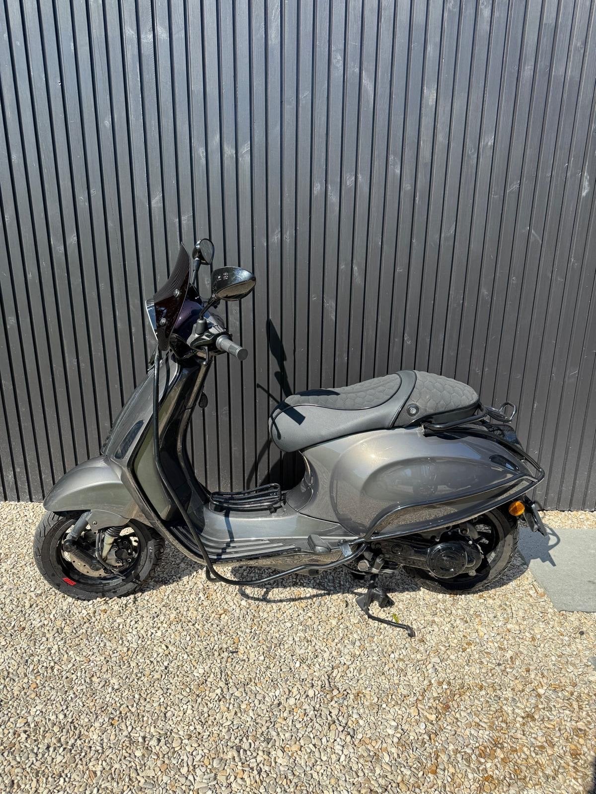 Vespa Sprint Porsche Agaat Grijs - Vol Opties & Lage KM, Fietsen en Brommers, Scooters | Vespa, Ophalen, Gebruikt, Maximaal 45 km/u