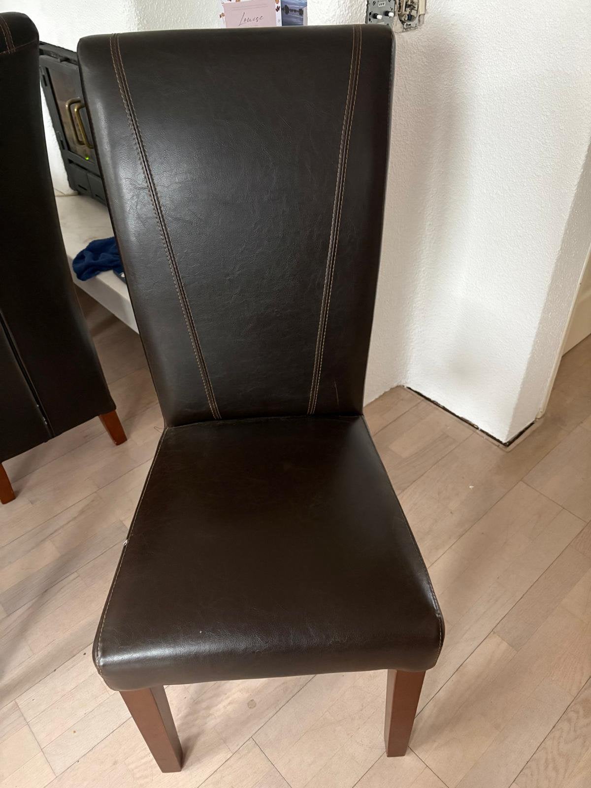 4 eetkamer stoelen gratis afhalen, Ophalen, Bruin, Leer, Zo goed als nieuw