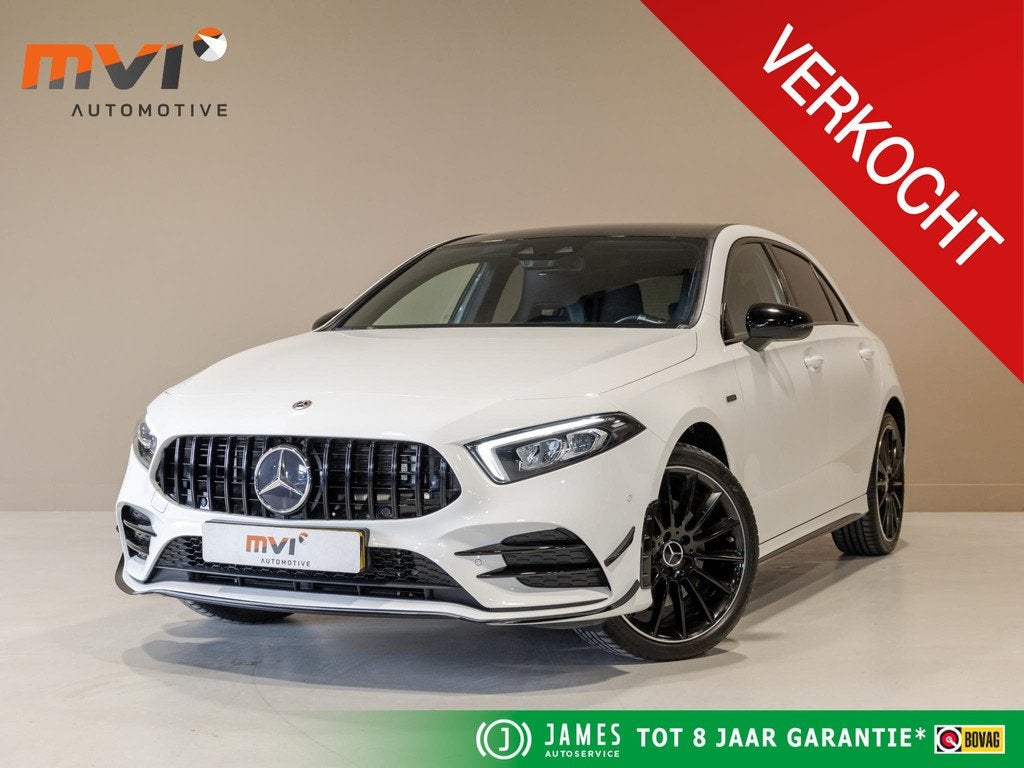 Mercedes-Benz A-klasse 250 e Business Solution AMG Limited /, Auto's, Mercedes-Benz, Gebruikt, 4 cilinders, Leder en Stof, Wit