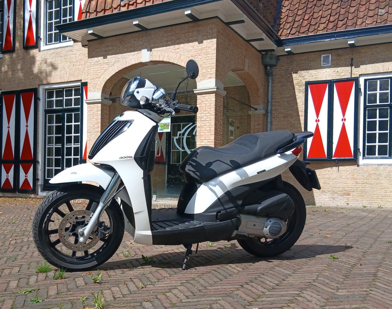 piaggio carnaby 300ie, Scooter, 300 cc, Gebruikt, Particulier