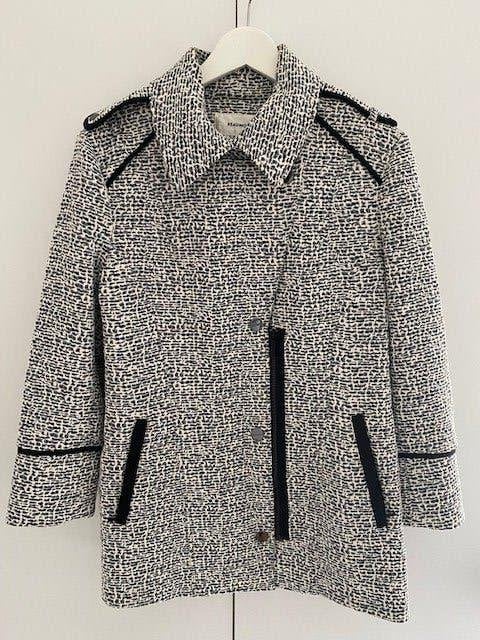 Chique Sportieve damesjas maat 40 Beamont, Kleding | Dames, Maat 38/40 (M), Zwart, Beaumont, Ophalen of Verzenden