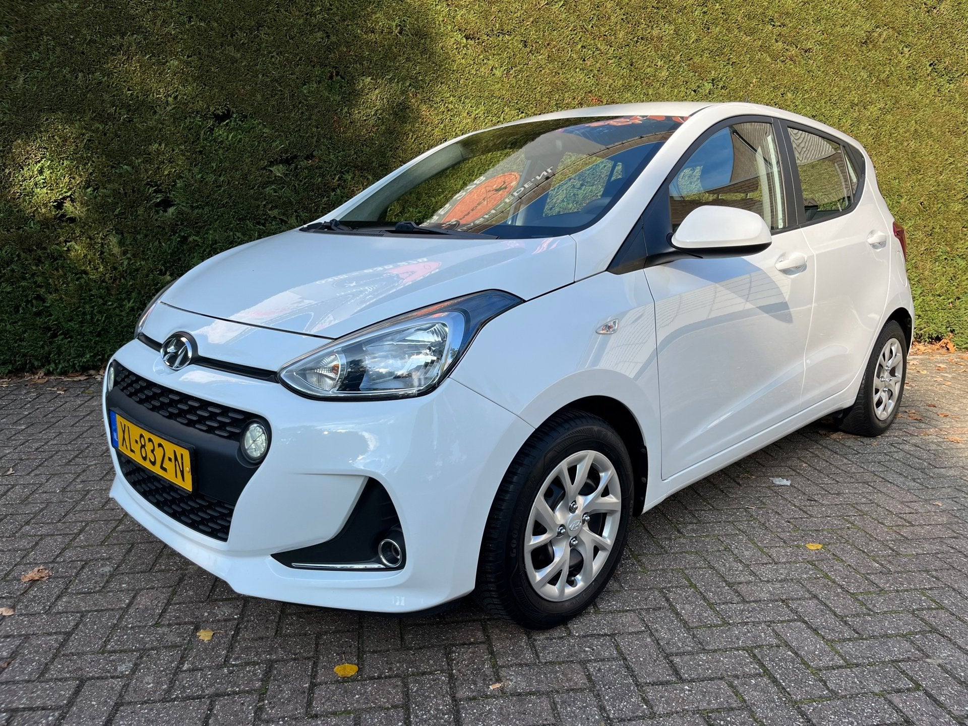 Hyundai I10 1.0i Comfort, Apple carplay, cruise, pdc, eerste, Gebruikt, 4 stoelen, Wit, Origineel Nederlands