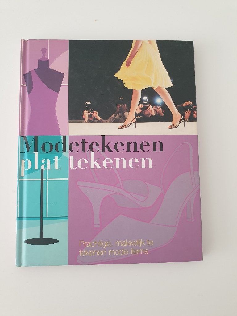 Modetekenen - Plat tekenen, Boeken, Mode, Ophalen of Verzenden, Zo goed als nieuw, Studie en Technieken