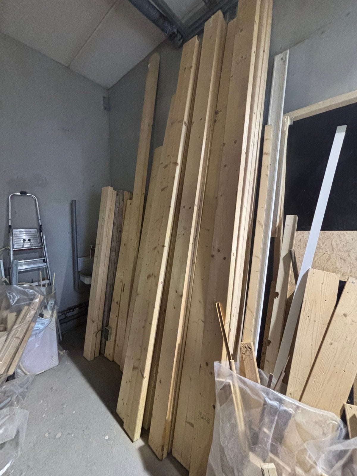 gebruikte vuren balken maat 59 x 156  maten zie hieronder, Doe-het-zelf en Verbouw, Ophalen, Gebruikt, Vuren, Balk