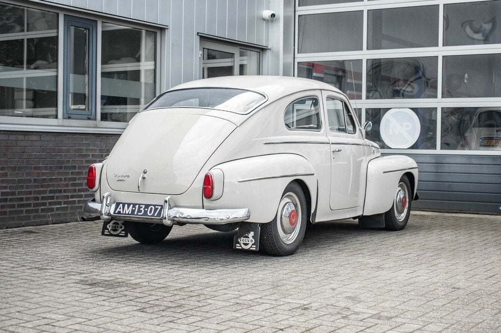 Volvo P 54403 A | Kattenrug | extreem net exemplaar, Auto's, Overige carrosserieën, Beige, Bedrijf, Handgeschakeld