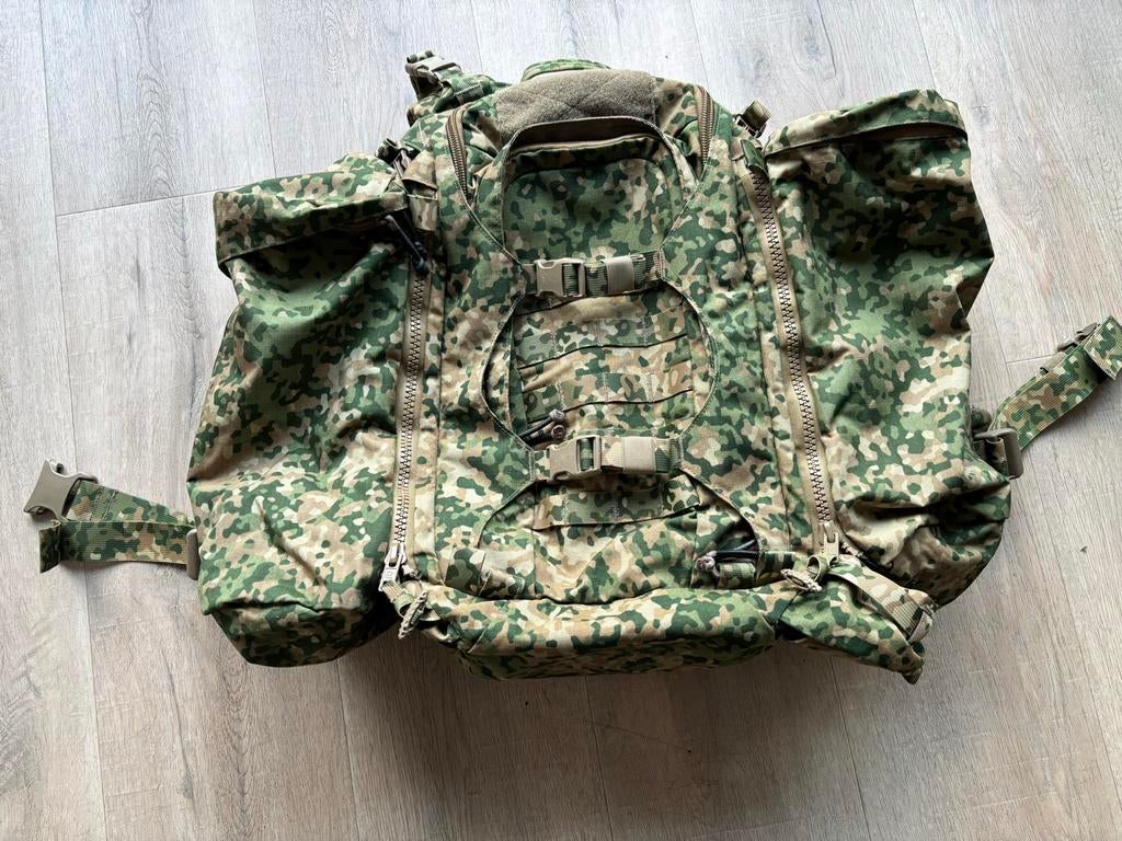 Gebruikte NFP 37L rugzak met combat belt en 15L zijtassen, Verzenden, Landmacht, Nederland, Overige typen