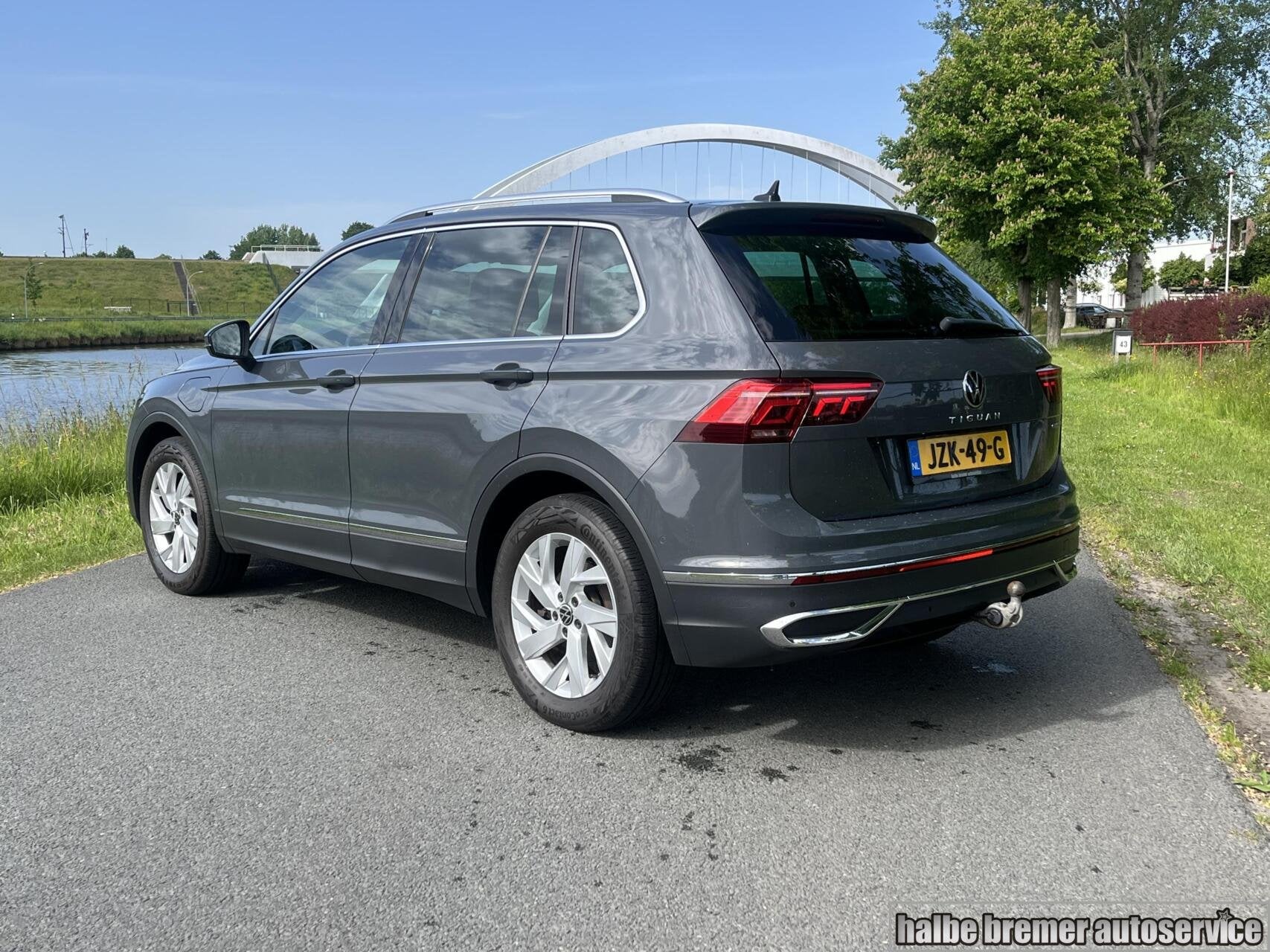Volkswagen Tiguan 1.4 TSI eHybrid Trekhaak|Carplay|Clima|ACC, Auto's, Dealer onderhouden, Euro 6, 4 cilinders, Hybride Elektrisch/Benzine