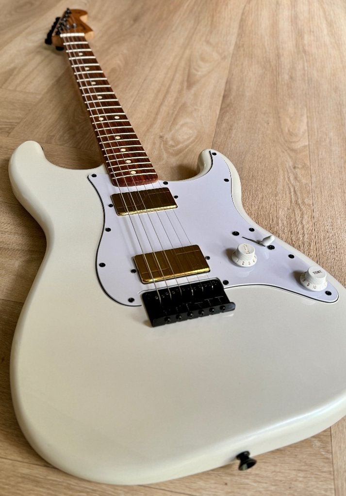 Fender Stratocaster, Ophalen, Zo goed als nieuw, Solid body, Fender