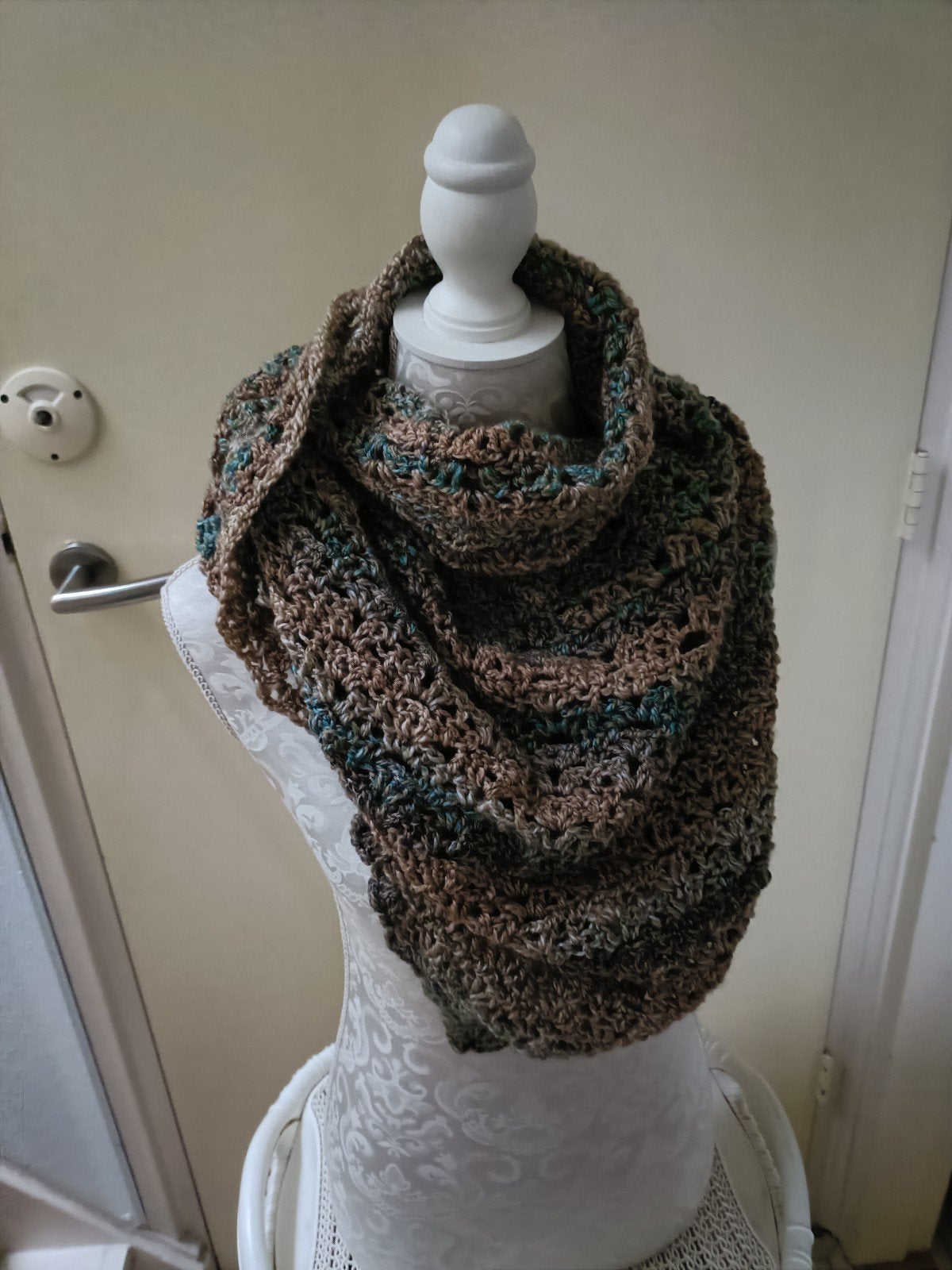Gehaakte sjaal, Kleding | Dames, Ophalen of Verzenden, Nieuw