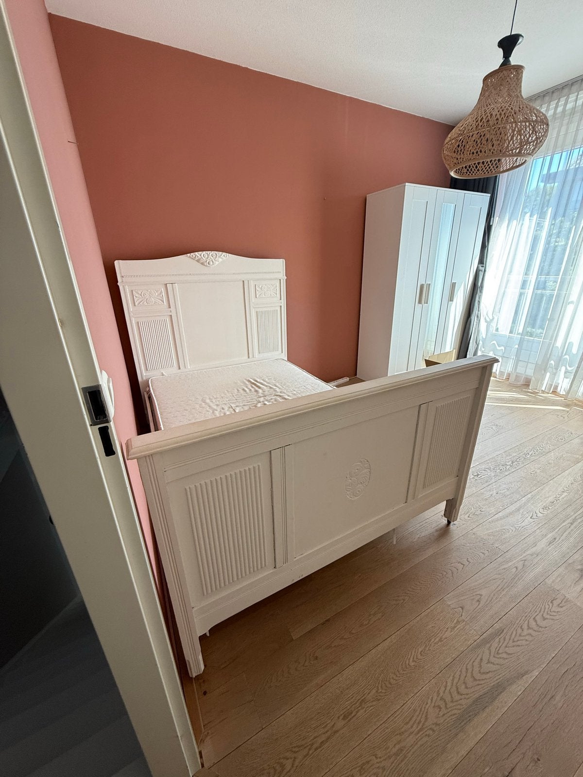 Brocante Twijfelaar Bed - Wit Houten Frame, Ophalen