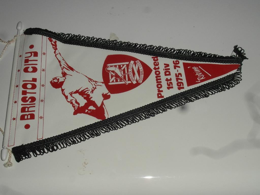 voetbal vaan 70s bristol city  engeland vaantje wimpel, Ophalen of Verzenden, Gebruikt, Buitenlandse clubs, Vaantje of Sjaal