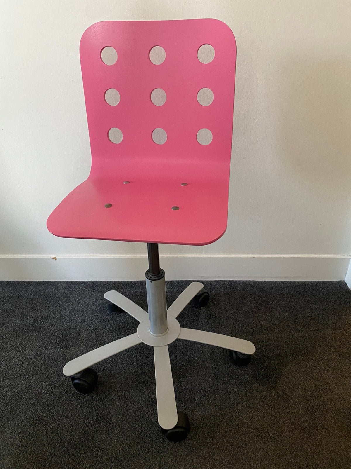 Roze bureaustoel ikea, Ophalen, Zo goed als nieuw, Stoel(en)
