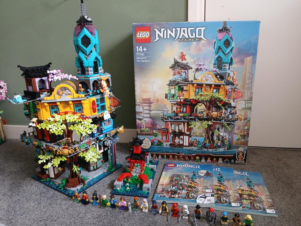 Lego ninjago city gardens 71741 in uitstekende staat, Kinderen en Baby's, Speelgoed | Duplo en Lego, Ophalen of Verzenden, Zo goed als nieuw
