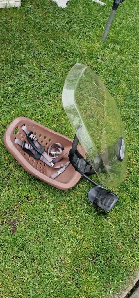 Yepp voorzitje met windscherm - bruin, Fietsen en Brommers, Fietsaccessoires | Fietsstoeltjes, Ophalen, Yepp, Voorzitje, 0 t/m 13 kg
