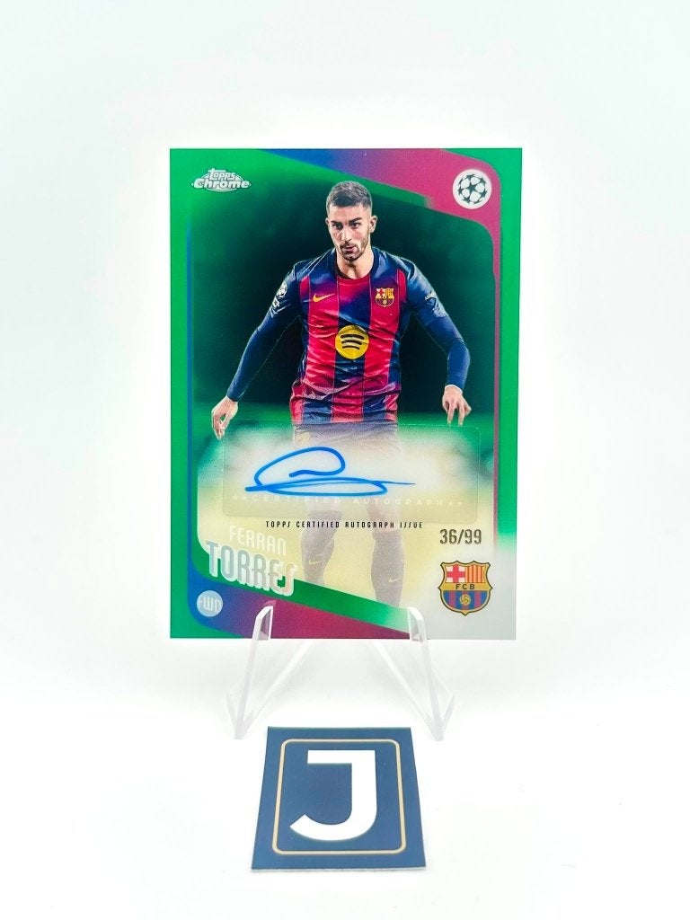 Ferran Torres /99 autograph Topps Chrome Barcelona, Ophalen of Verzenden, Zo goed als nieuw, Plaatje