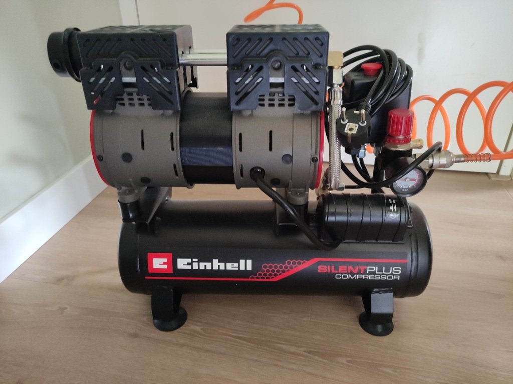 Einhell Silent Plus Compressor, Ophalen, 6 tot 10 bar, Zo goed als nieuw, Minder dan 200 liter/min