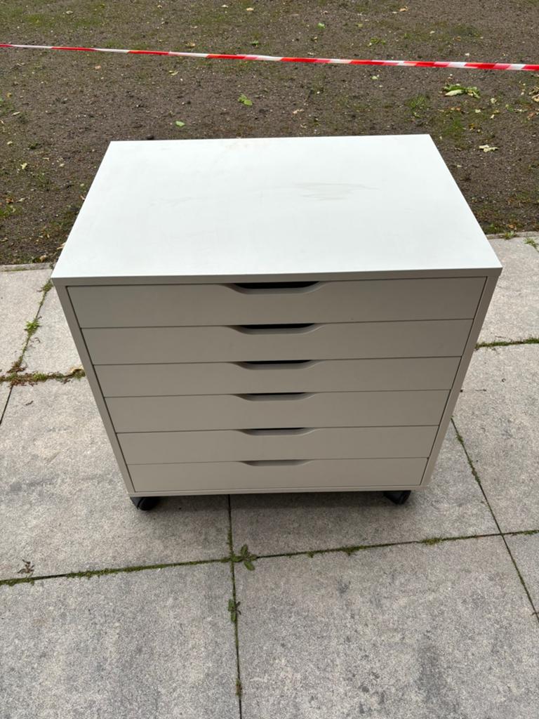 Ikea ladekast kast op wieltjes, Huis en Inrichting, Kasten | Ladekasten, Ophalen, Gebruikt, 50 tot 100 cm, Minder dan 100 cm