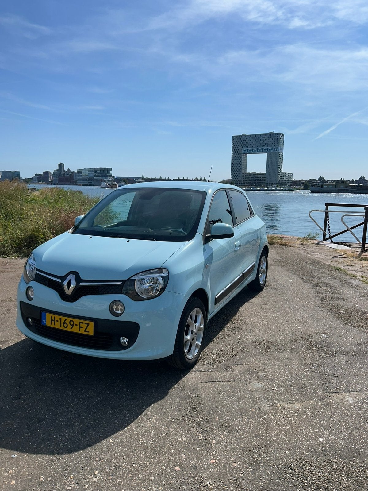 Renault Twingo 2015 Baby Blauw (0.9 TCe Dynamique), 898 cc, Euro 6, 918 kg, 23 km/l