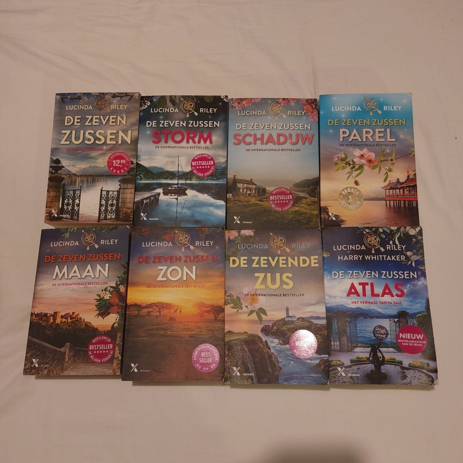 Complete serie De 7 zussen, Boeken, Detectives, Zo goed als nieuw, Ophalen