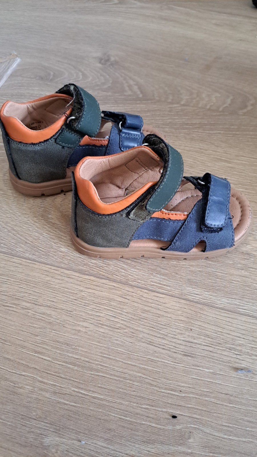 Vty sandalen maat 23 - Ruim verstelbaar met klittenband, Ophalen of Verzenden
