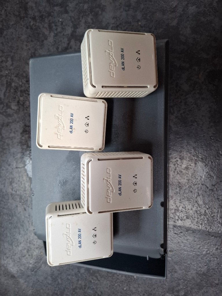 DEVOLO 200AV 4X, Computers en Software, Ophalen of Verzenden, Zo goed als nieuw, Develo