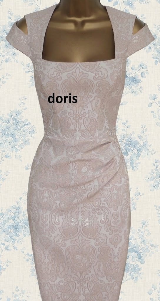 jurk Karen Millen maat 8/36 oksel tot oksel 40 rek 42 cm, Karen Millen, Beige, Ophalen of Verzenden, Zo goed als nieuw