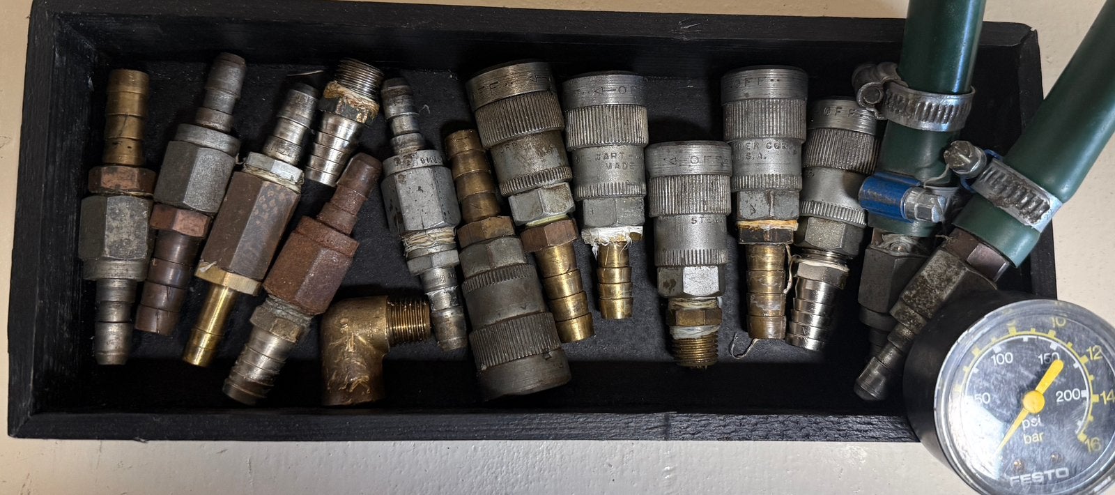 Stewart-Warner compressor koppelingen, Doe-het-zelf en Verbouw, Compressors, Ophalen of Verzenden