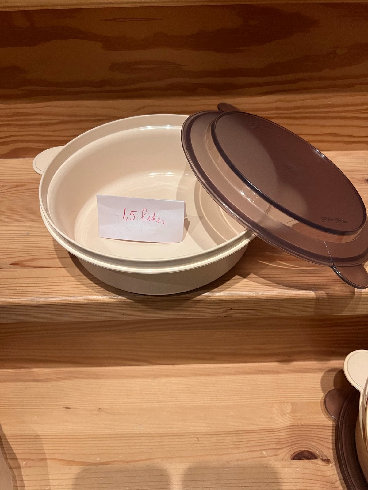 Magnetron schalen klaar voor tweede ronde, Huis en Inrichting, Keuken | Tupperware, Gebruikt, Schaal, Ophalen of Verzenden, Crème