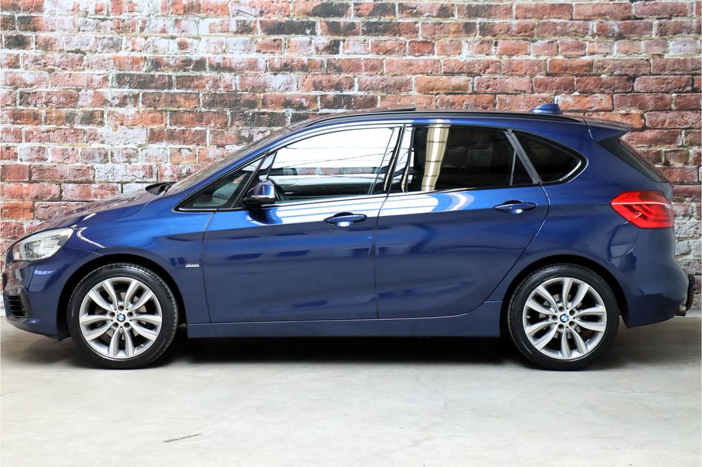 BMW 2 Serie Active Tourer 218i Executive Sport Line Automaat, 1345 kg, Gebruikt, Euro 6, Blauw