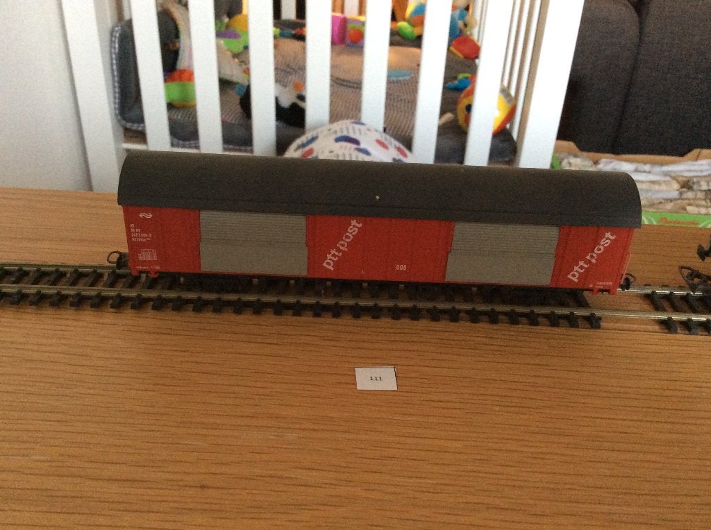Roco NS PTT Postwagen 008 rood/grijs - vintage modelspoor, Gebruikt, Gelijkstroom, Wagon, Ophalen of Verzenden