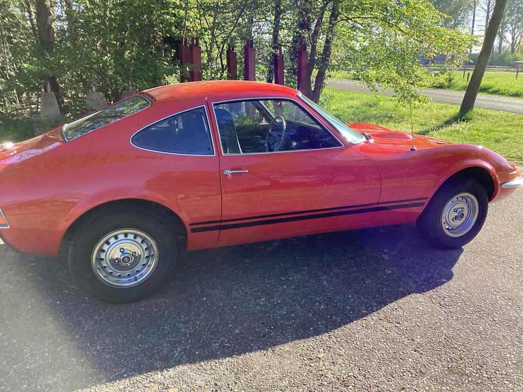 Mooie opel gt, Auto's, Achterwielaandrijving, Zwart, 1900 cc, Particulier