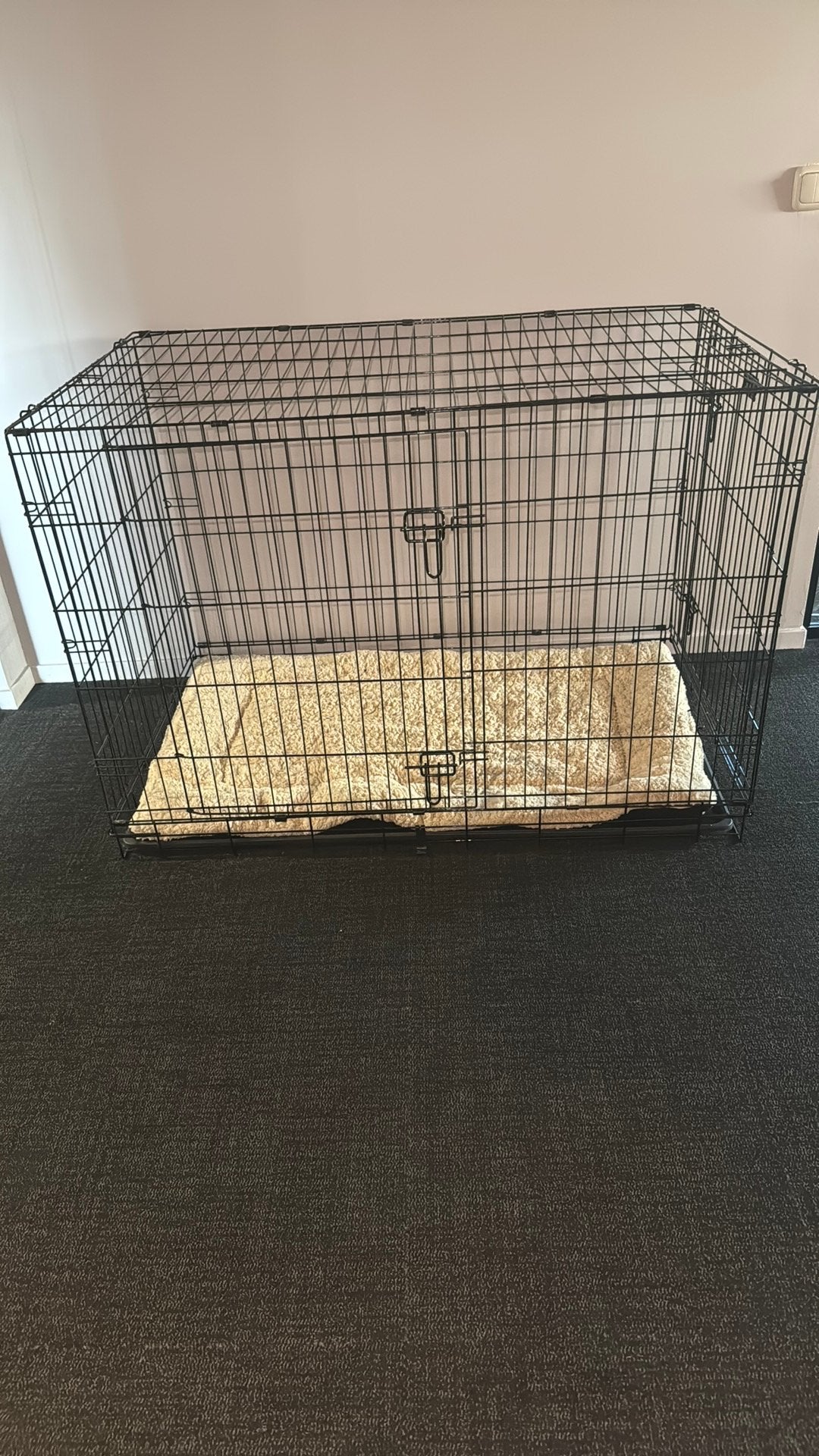 Bench, Dieren en Toebehoren, Hondenhokken, Ophalen of Verzenden, Zo goed als nieuw, 75 tot 110 cm, 65 tot 100 cm