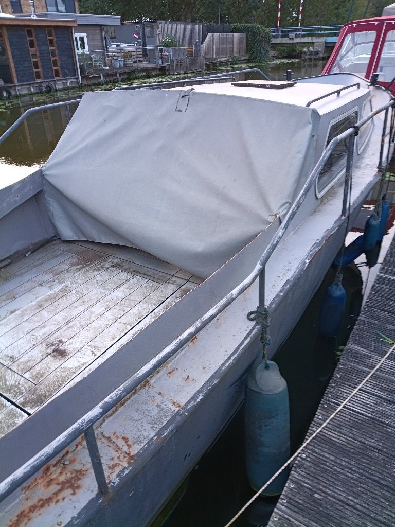 Boot 8 meter oud ijzer prijs 450, Ophalen, Gebruikt, Motor en Techniek, Motorboot