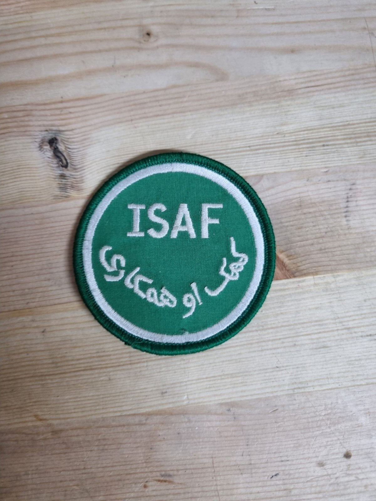 ISAF Patch - Groen - Militair Insigne, Verzamelen, Militaria | Algemeen, Ophalen of Verzenden