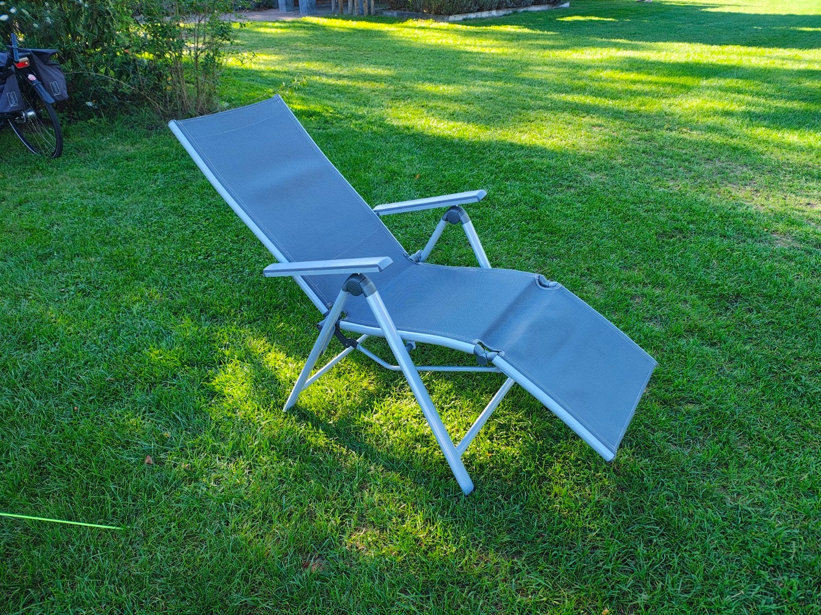 Verstelbare en inklapbare tuinstoel - Grijs, Ophalen, Gebruikt, Aluminium, Inklapbaar