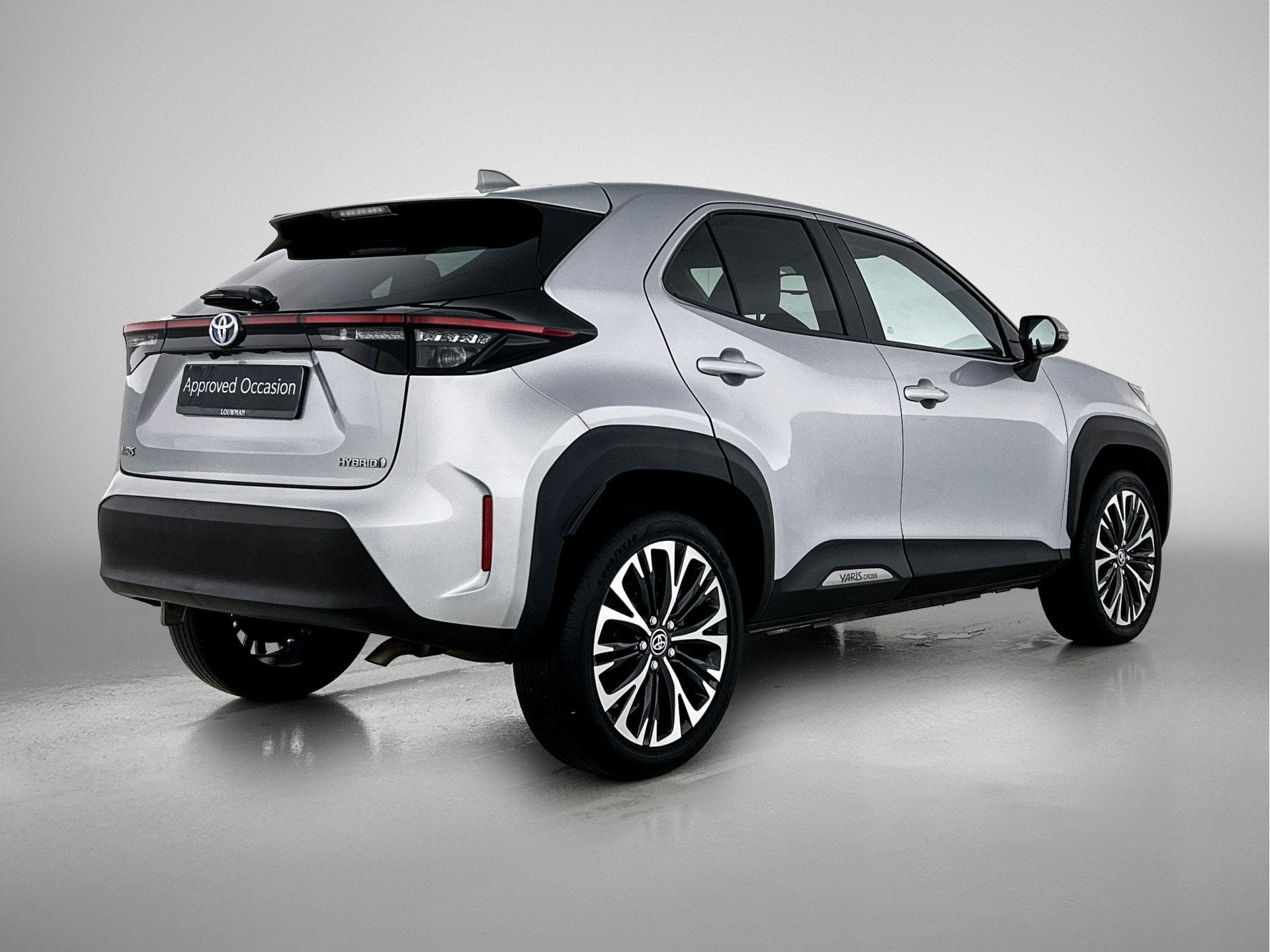 Toyota Yaris Cross 1.5 Hybrid Executive Limited | Dodehoek d, 12 maanden, Gebruikt, Stoelverwarming, 1490 cc