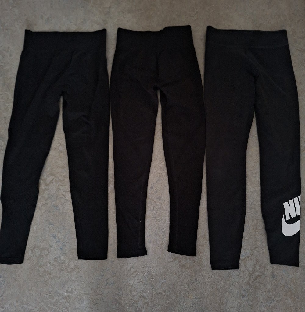 Sportlegging zwart 2x H&M 1x Nike S valt 176 ZGAN, Meisje, Sport- of Zwemkleding, Ophalen of Verzenden, Zo goed als nieuw