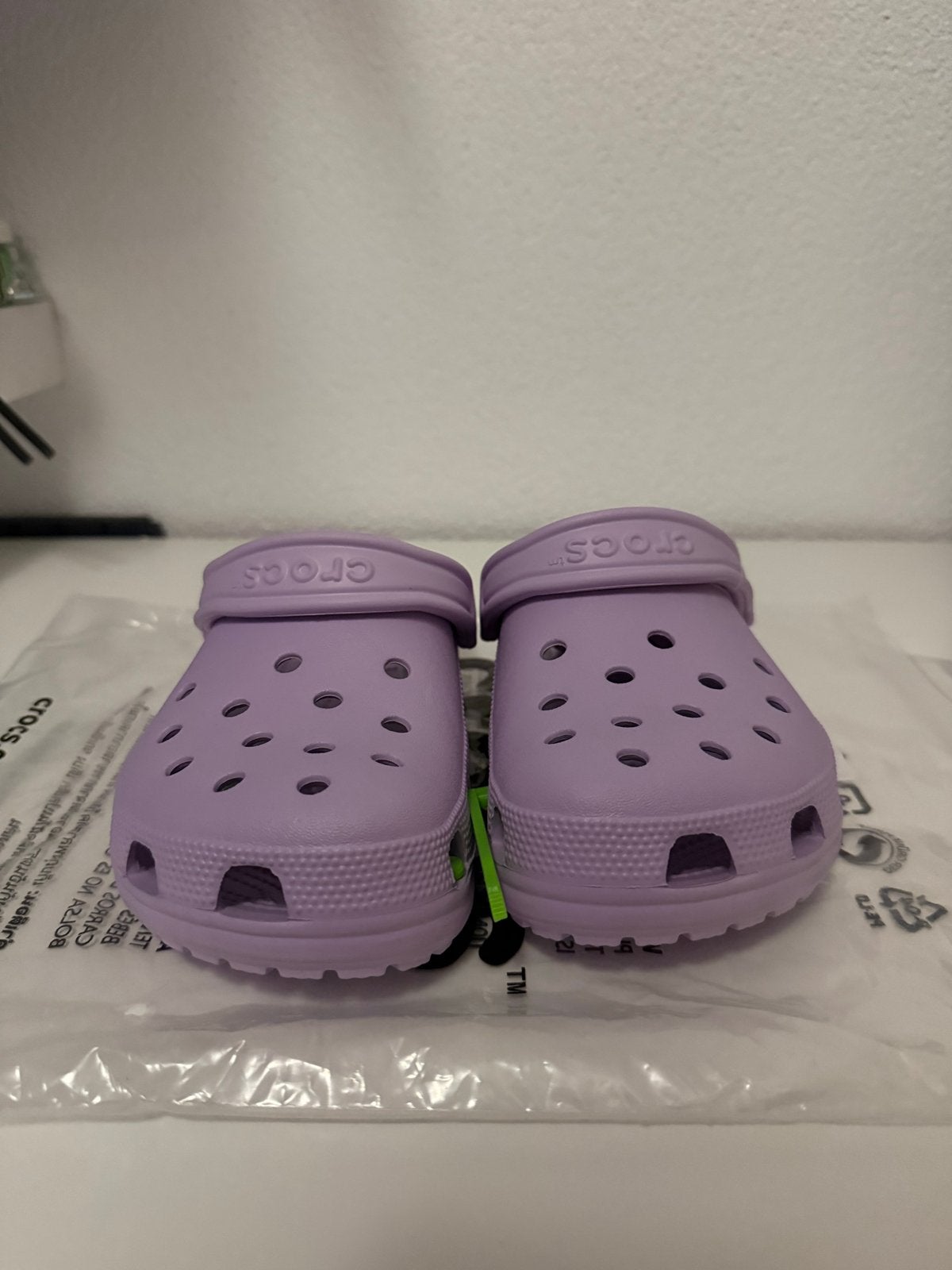 Nieuwe Crocs Classic Clogs Lavendel - Maat 36-37, Verzenden, Nieuw, Overige kleuren, Slippers