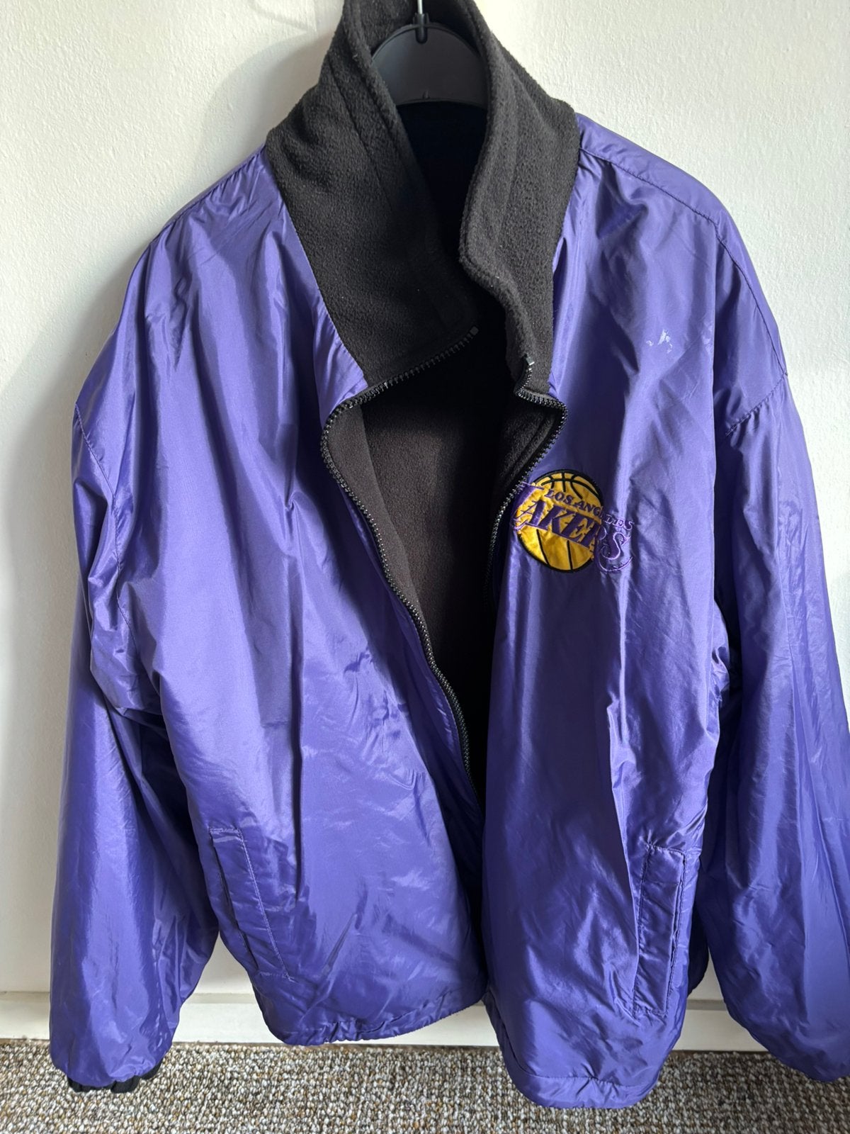 Jack Los Angeles Lakers. Paars en zwart., Sport en Fitness, Basketbal, Ophalen of Verzenden, Zo goed als nieuw, Kleding