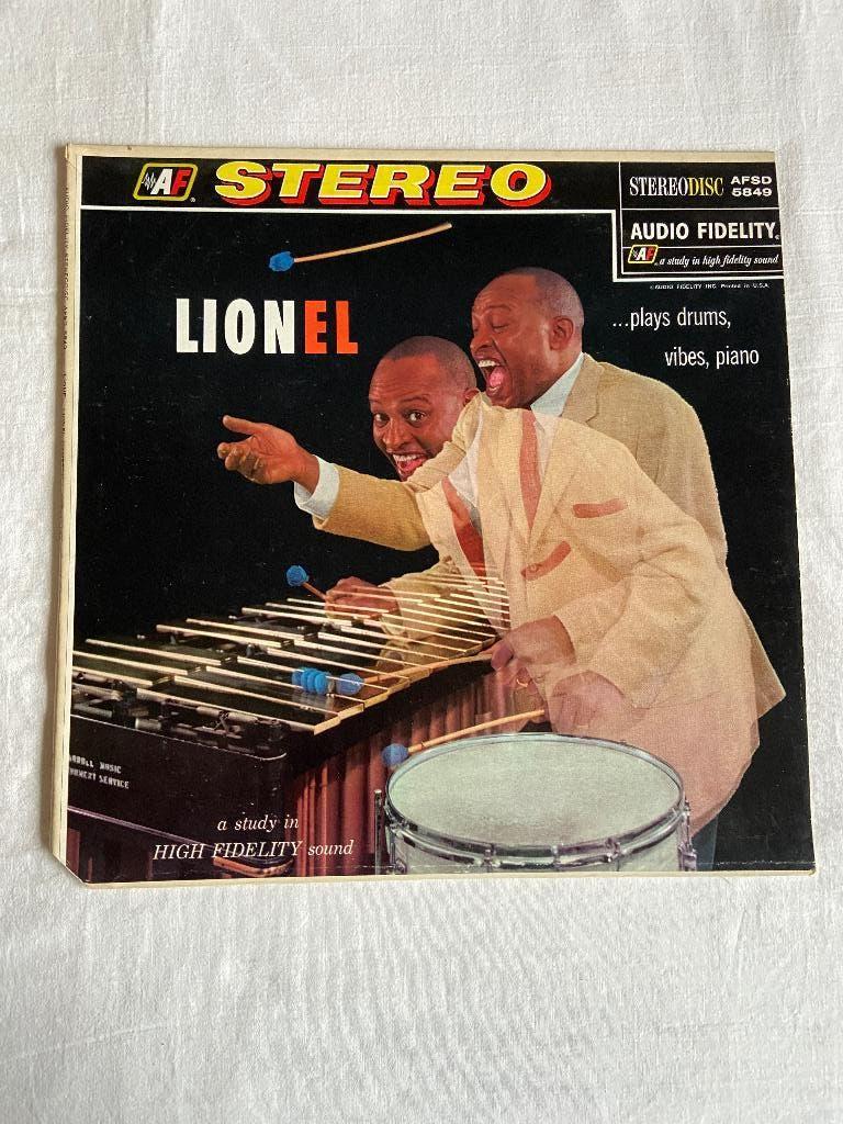 lionel Hampton and orchestra - Lionel plays drum vibes piano, Verzenden, Zo goed als nieuw, 12 inch